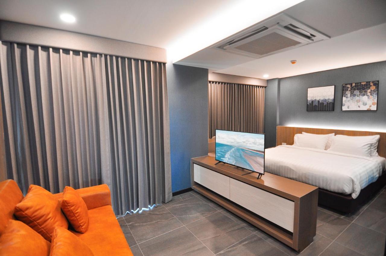 The S Block Condotel Ban Si Than Exterior photo